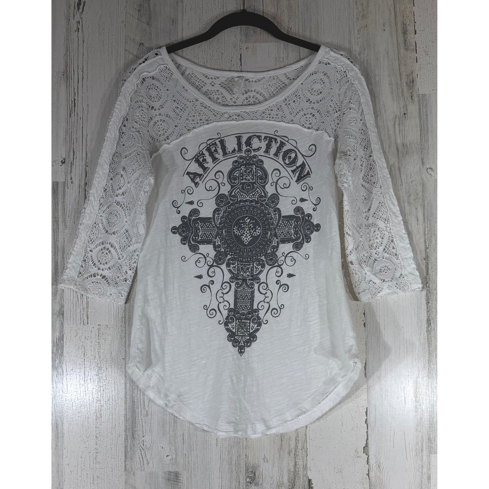 Affliction Graphic‎ Tee Small White Crochet Lace Yoke Cross Studded 3/4 Sleeves